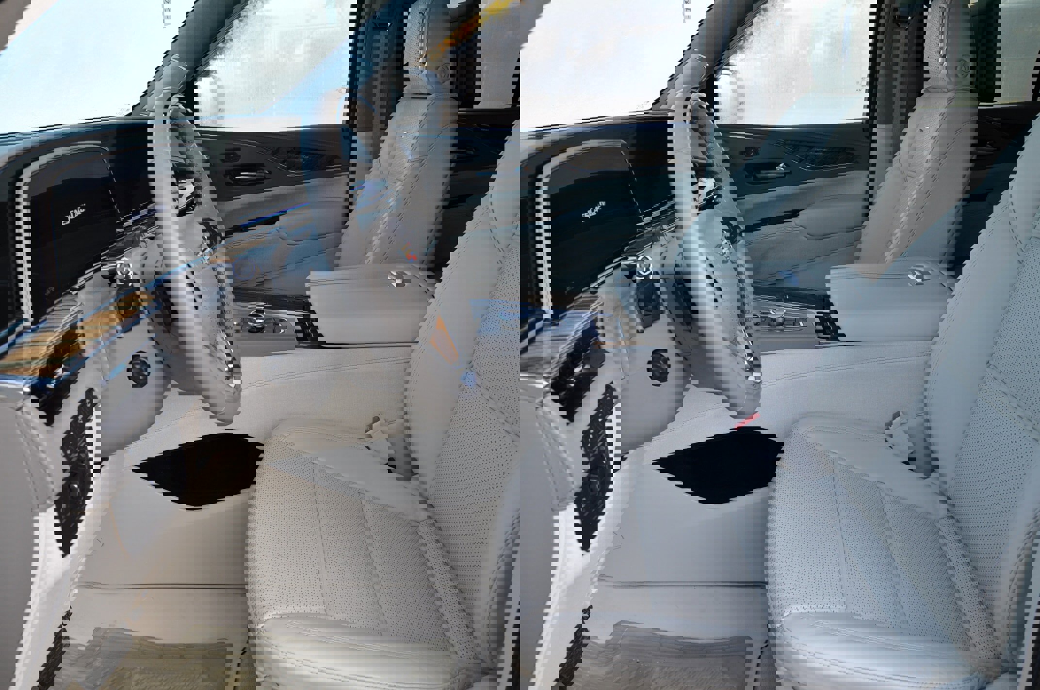 Used 2021 Cadillac Escalade Premium Luxury Platinum image 10