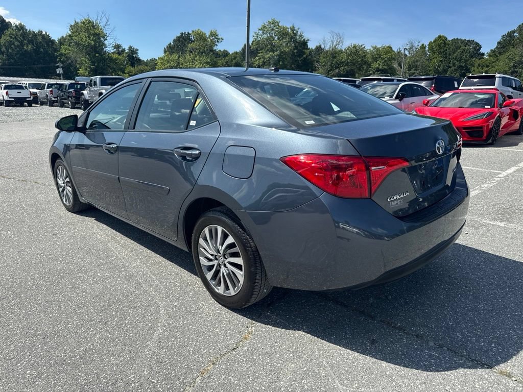 Used 2017 Toyota Corolla XLE w/ Carpet Mat Package (TMS) FWD image 2