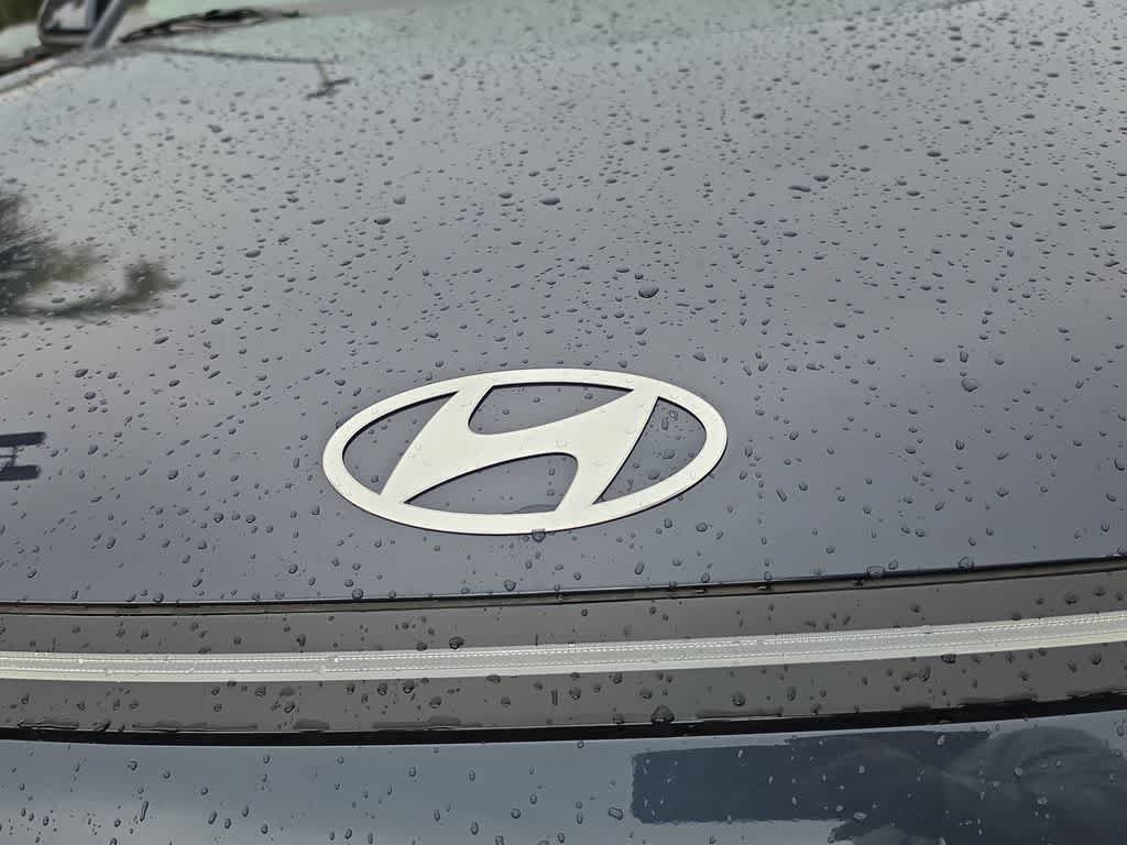 New 2027 Hyundai Kona SE FWD image 12