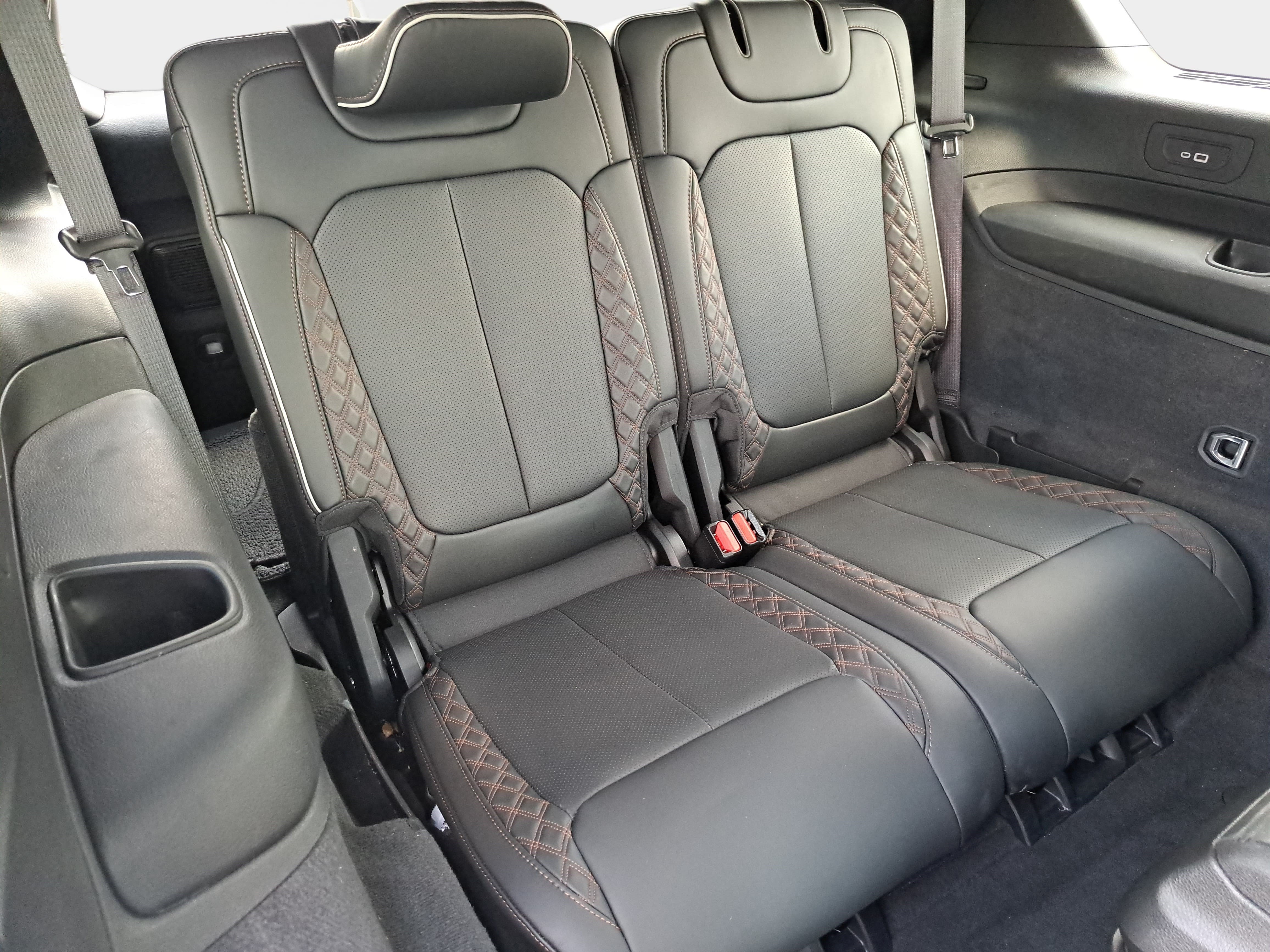 Used 2024 Jeep Grand Cherokee L Summit AWD/4WD image 12