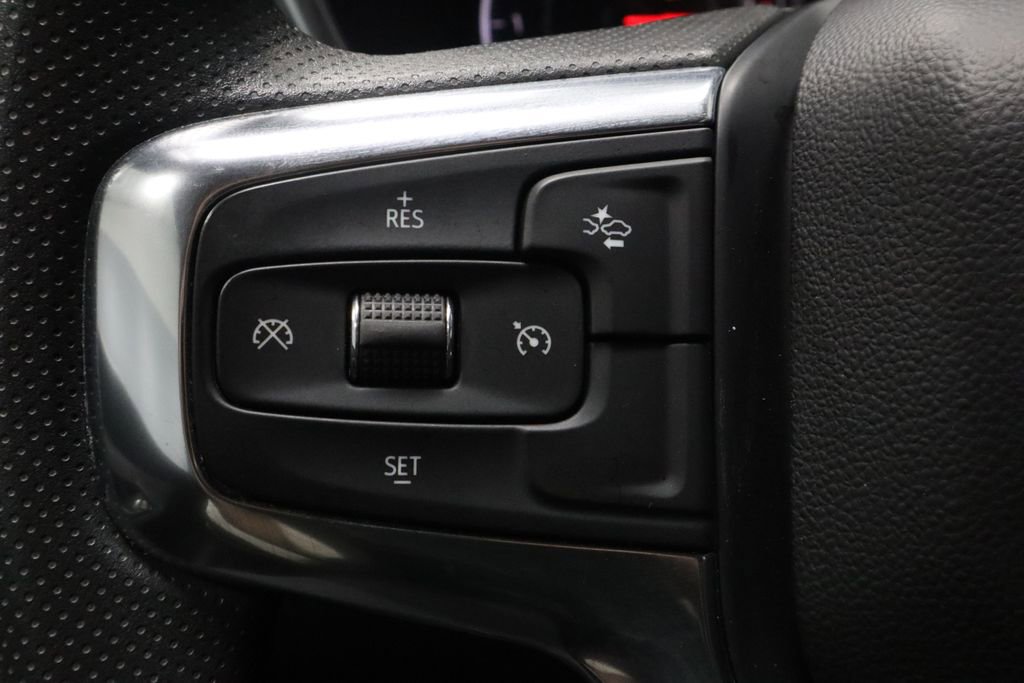 Used 2025 Chevrolet Blazer LT FWD image 26