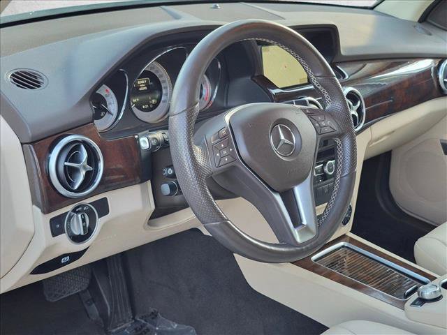 Used 2015 Mercedes-Benz GLK 350 4MATIC image 10