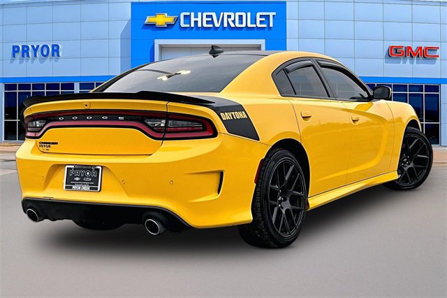 Used 2017 Dodge Charger R/T image 5