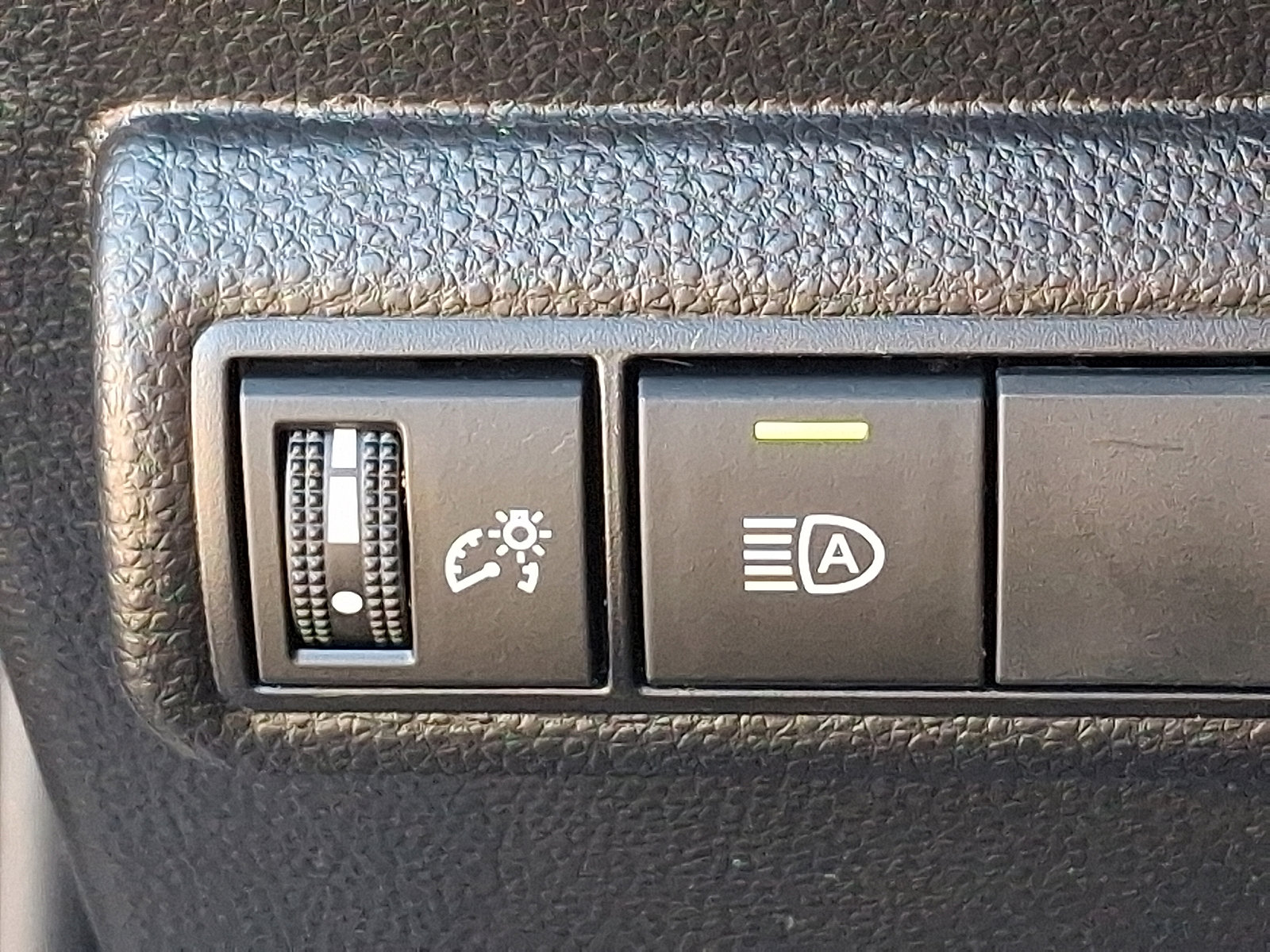 Certified 2022 Toyota Corolla LE image 25