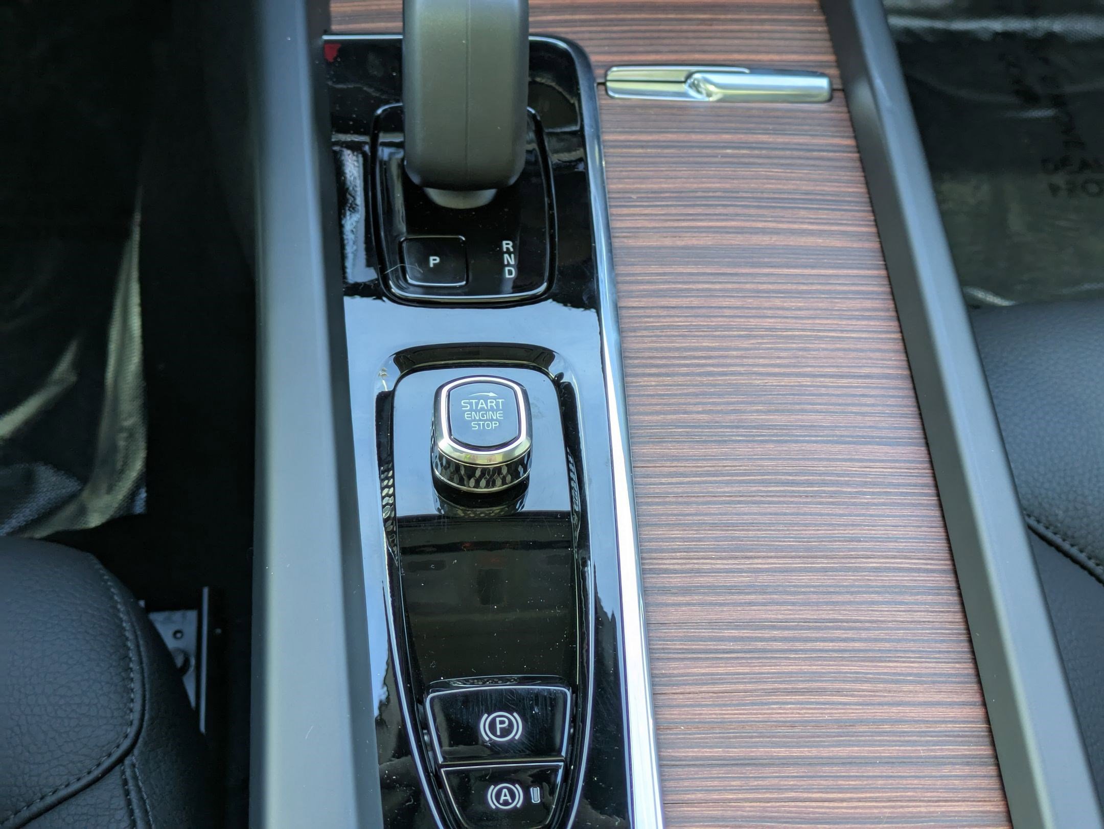 New 2026 Volvo V60 B5 Cross Country Plus w/ Climate Package AWD/4WD image 14