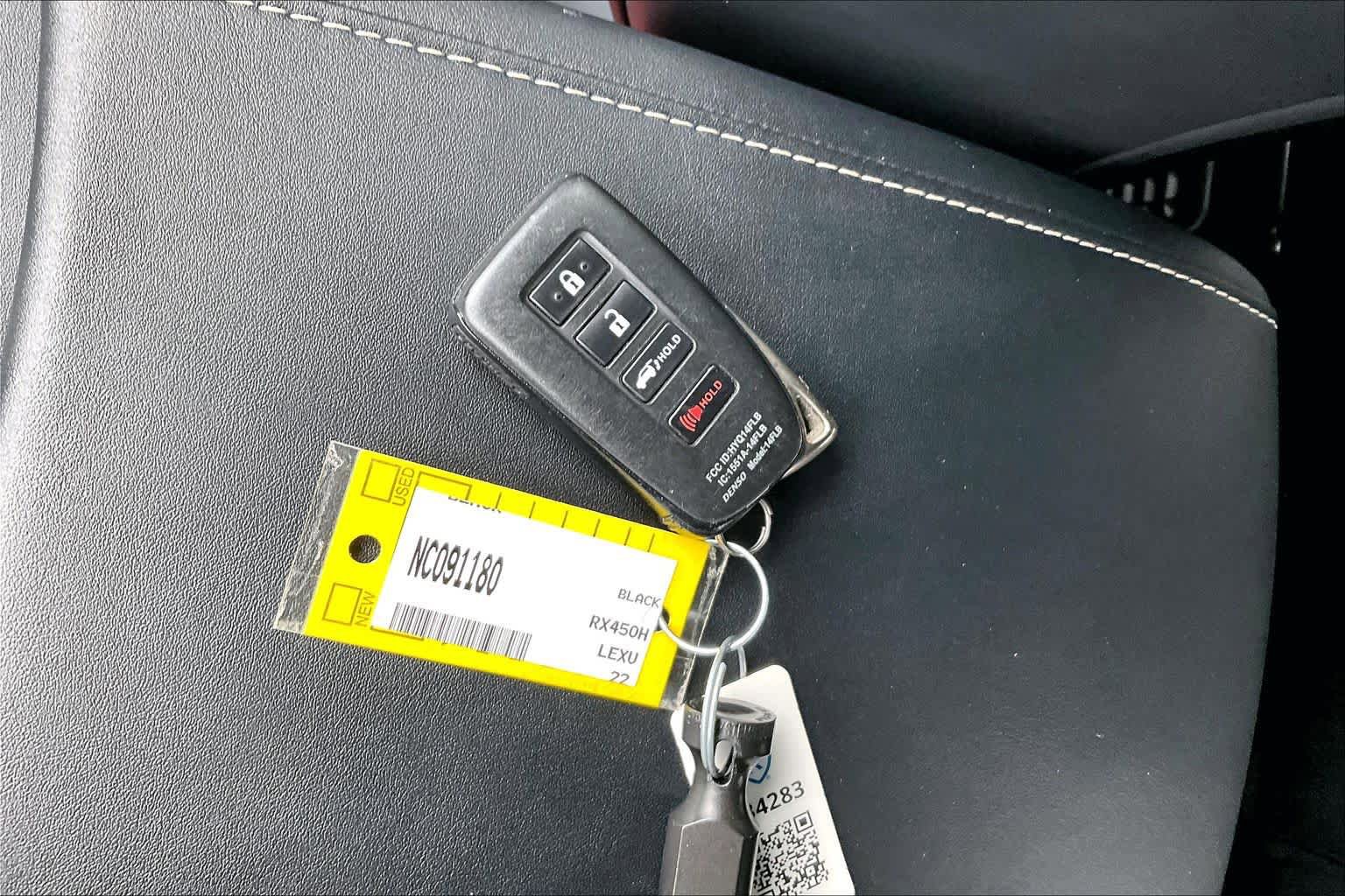 Used 2022 Lexus RX 450h F Sport w/ Cold Area Package (CT) AWD/4WD image 15