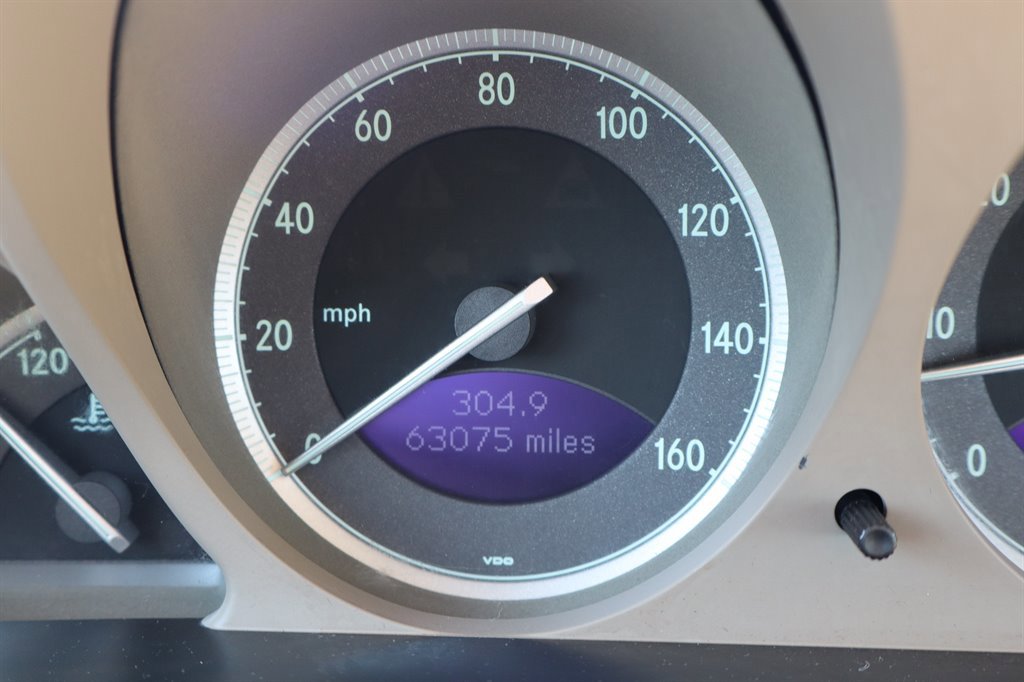 Used 2003 Mercedes-Benz SL 500 image 27