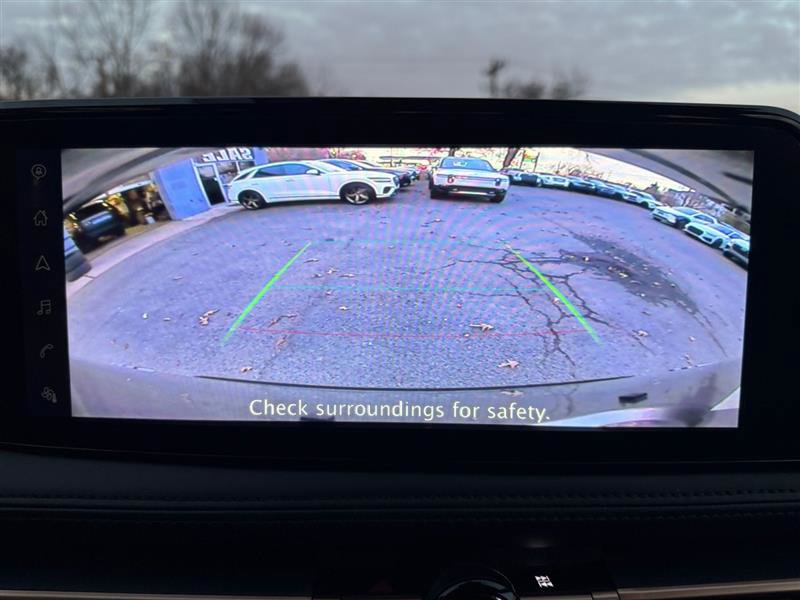 Used 2024 Nissan Ariya AWD image 20