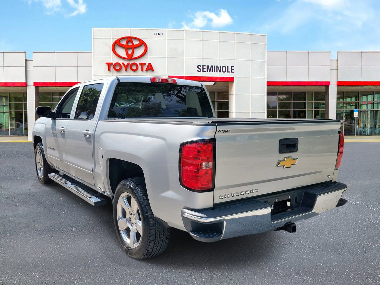 Used 2017 Chevrolet Silverado 1500 LT w/ All Star Edition image 4