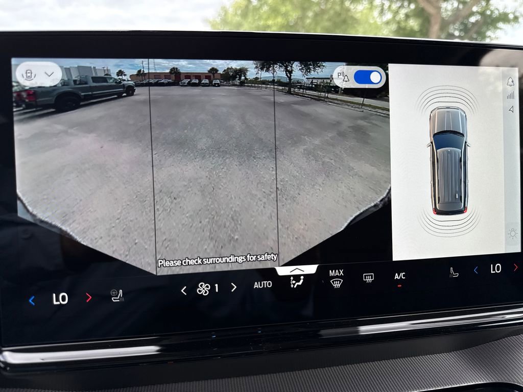 New 2026 Ford Expedition Active RWD image 24