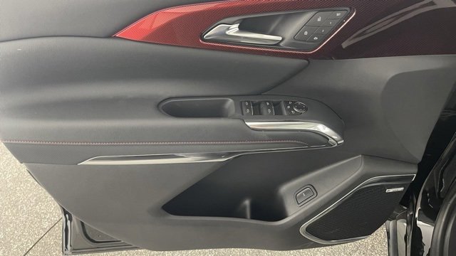 Used 2025 Chevrolet Traverse RS w/ LPO, Floor Liner Package image 35