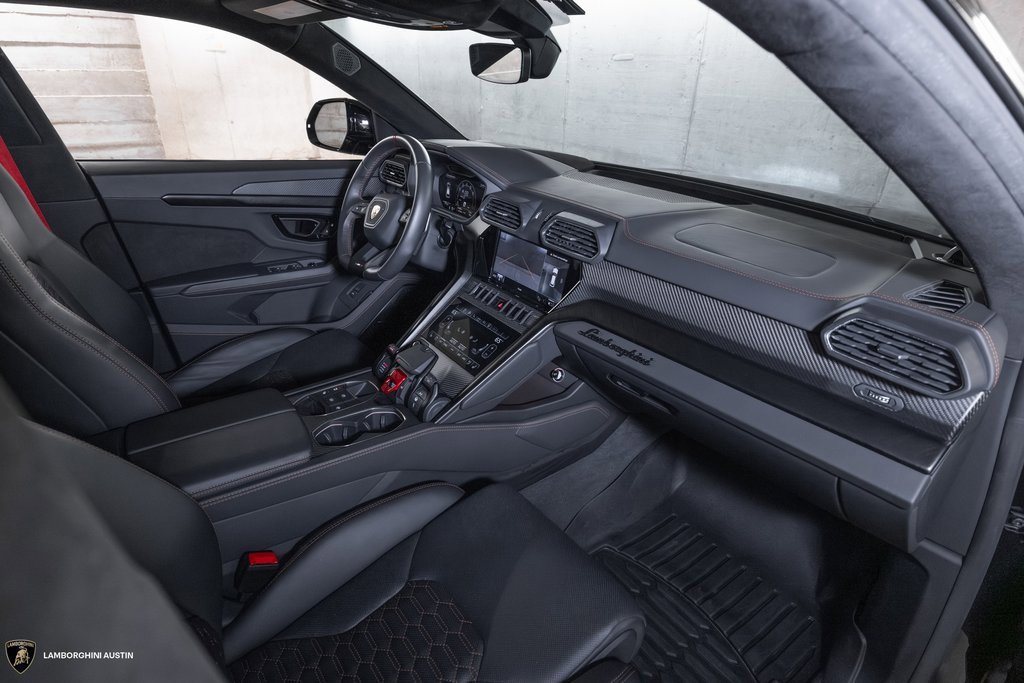 Used 2024 Lamborghini Urus S image 51