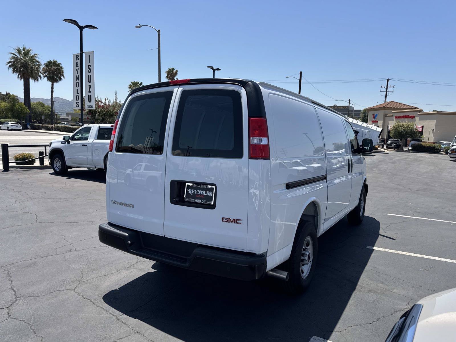 New 2026 GMC Savana 2500 w/ Driver Convenience Package RWD image 5