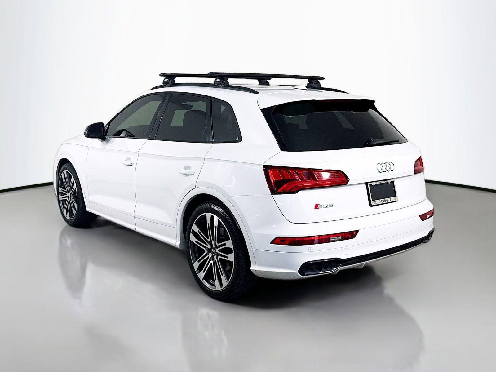 Used 2020 Audi SQ5 Premium Plus w/ Premium Plus Package AWD/4WD image 3