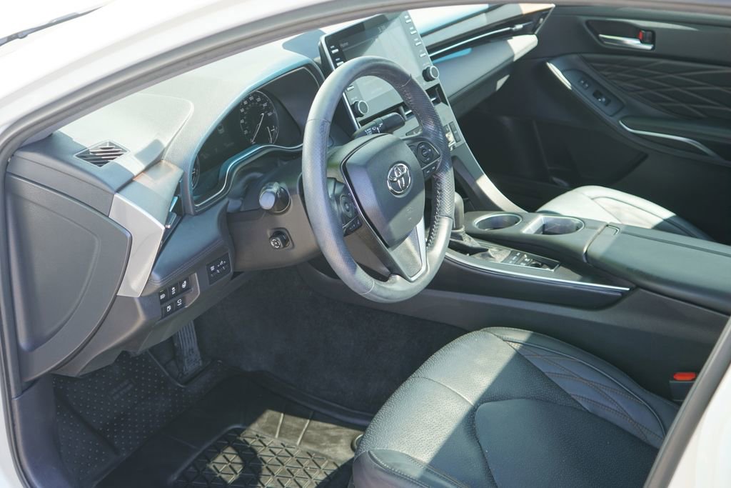Used 2022 Toyota Avalon Limited w/ Advanced Safety Package FWD image 10