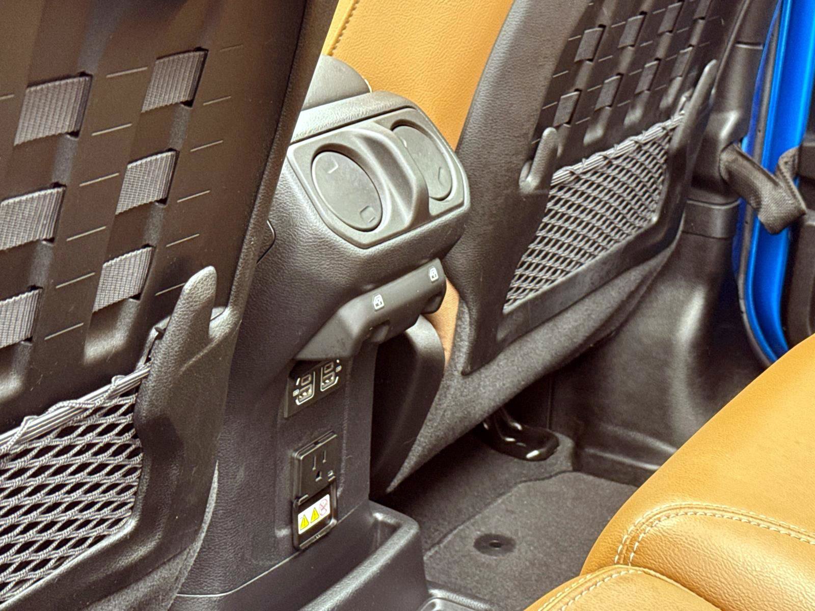 Used 2023 Jeep Wrangler Unlimited Rubicon 4xe w/ Safety Group AWD/4WD image 8
