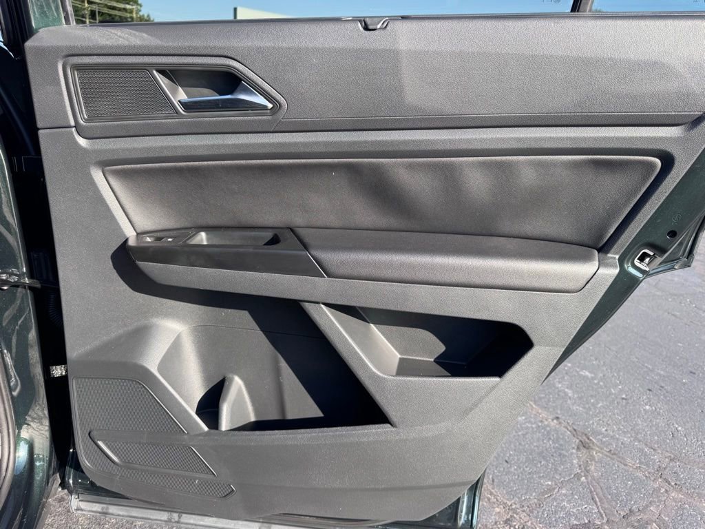 Used 2021 Volkswagen Atlas SE w/ Panoramic Sunroof Package AWD/4WD image 29