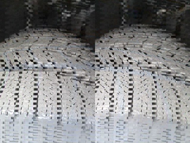 Used 2021 Toyota Highlander XLE image 9