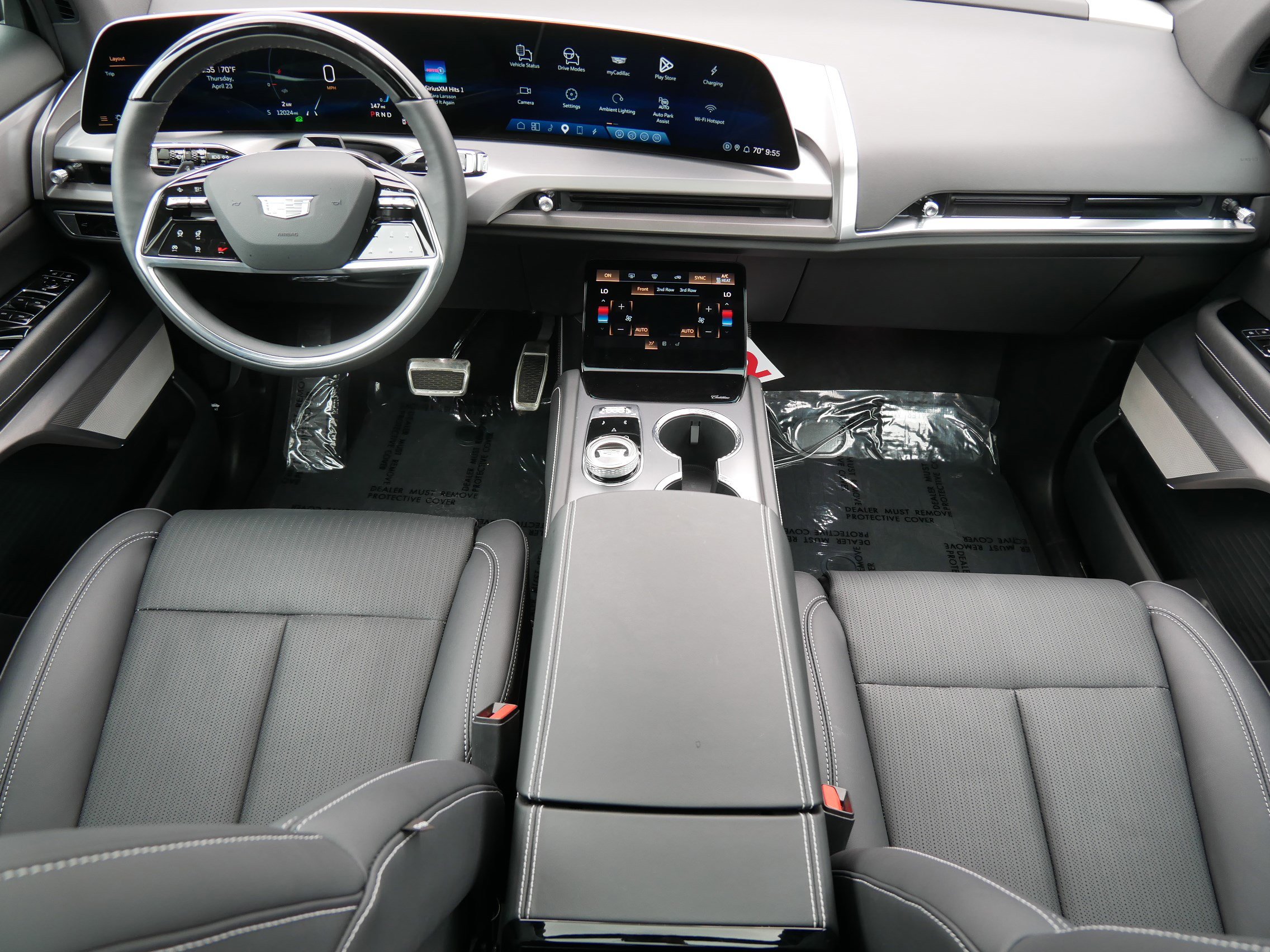 Certified 2026 Cadillac Vistiq Sport w/ LPO, Floor Liner Package AWD/4WD image 10