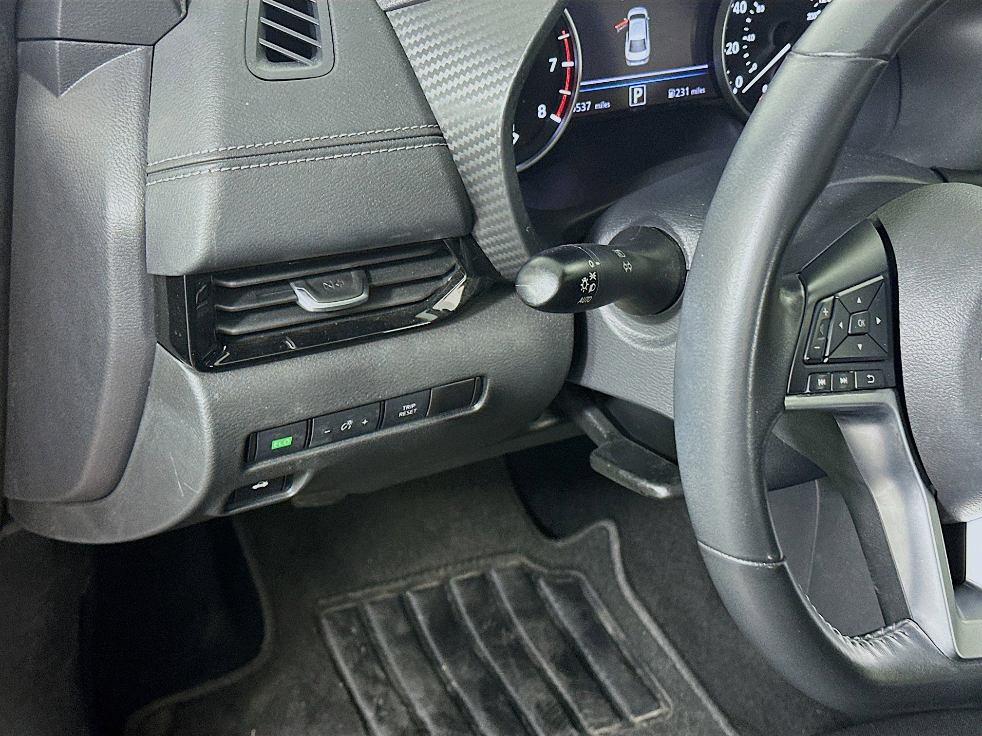 Used 2022 Nissan Sentra SV w/ Trunk Package image 17