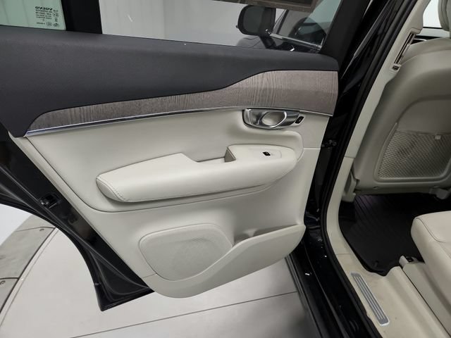 Used 2023 Volvo XC90 B6 Plus w/ Protection Package AWD/4WD image 37