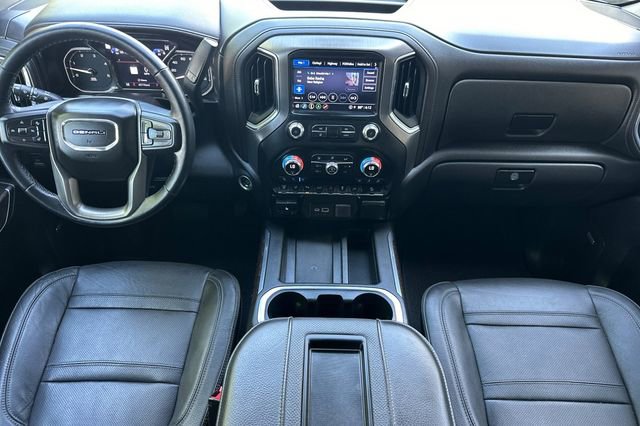 Used 2022 GMC Sierra 3500 Denali w/ Denali Ultimate Package AWD/4WD image 13
