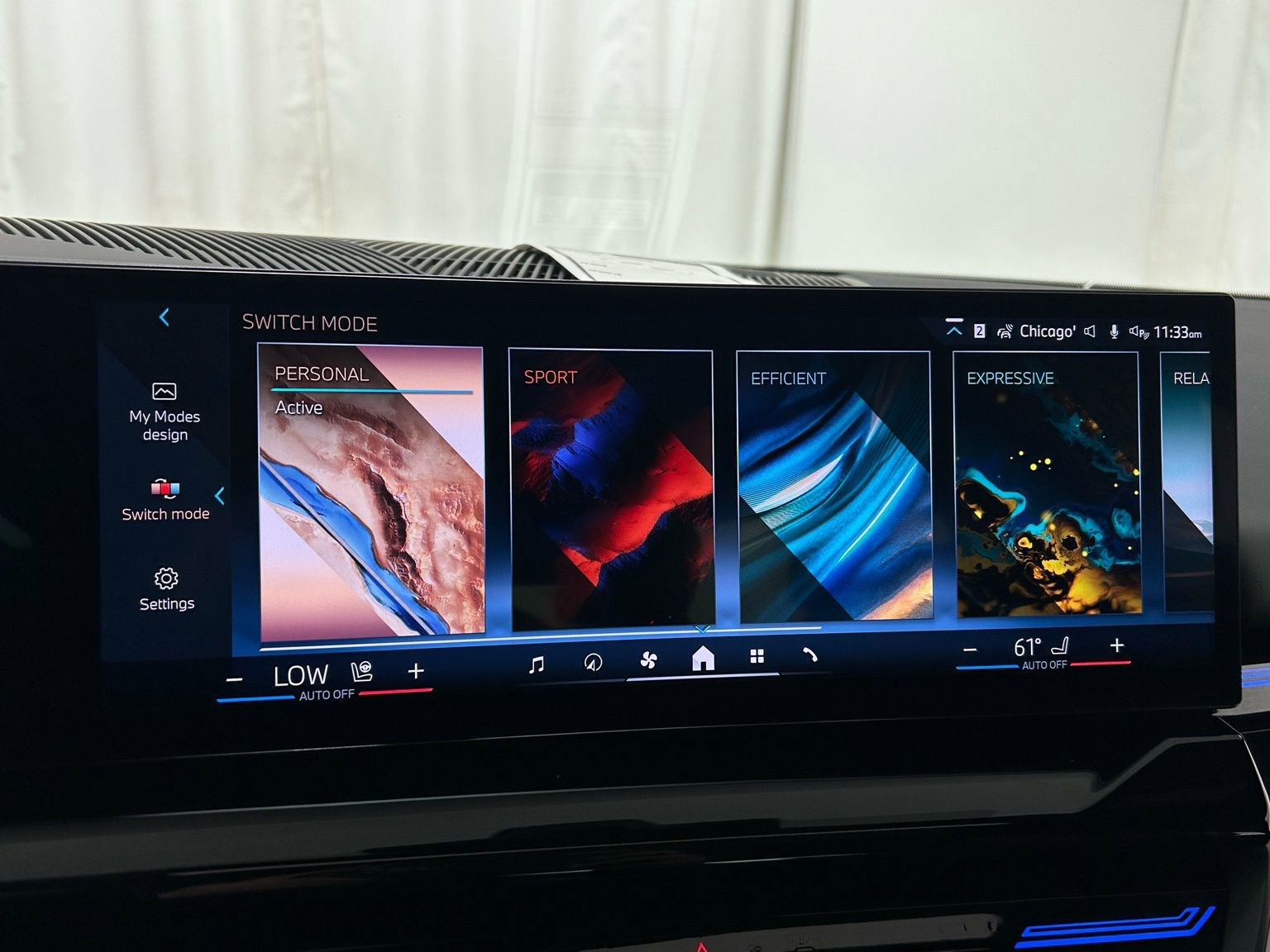 Used 2025 BMW 530i xDrive w/ Premium Package image 15