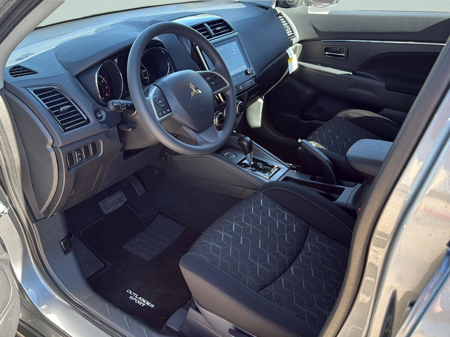 New 2027 Mitsubishi Outlander Sport FWD image 19