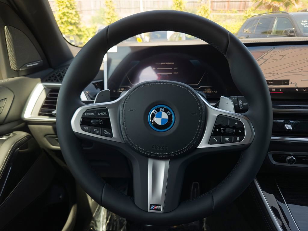 New 2026 BMW X5 xDrive50e w/ Executive Package image 14