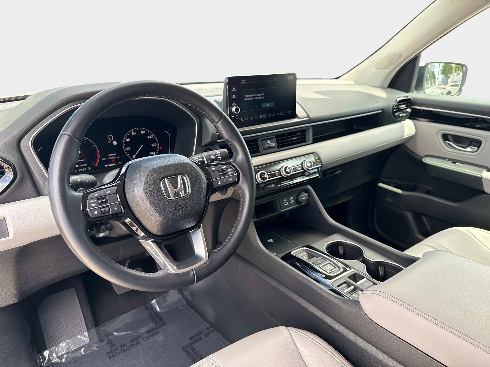 Used 2025 Honda Pilot EX-L image 16