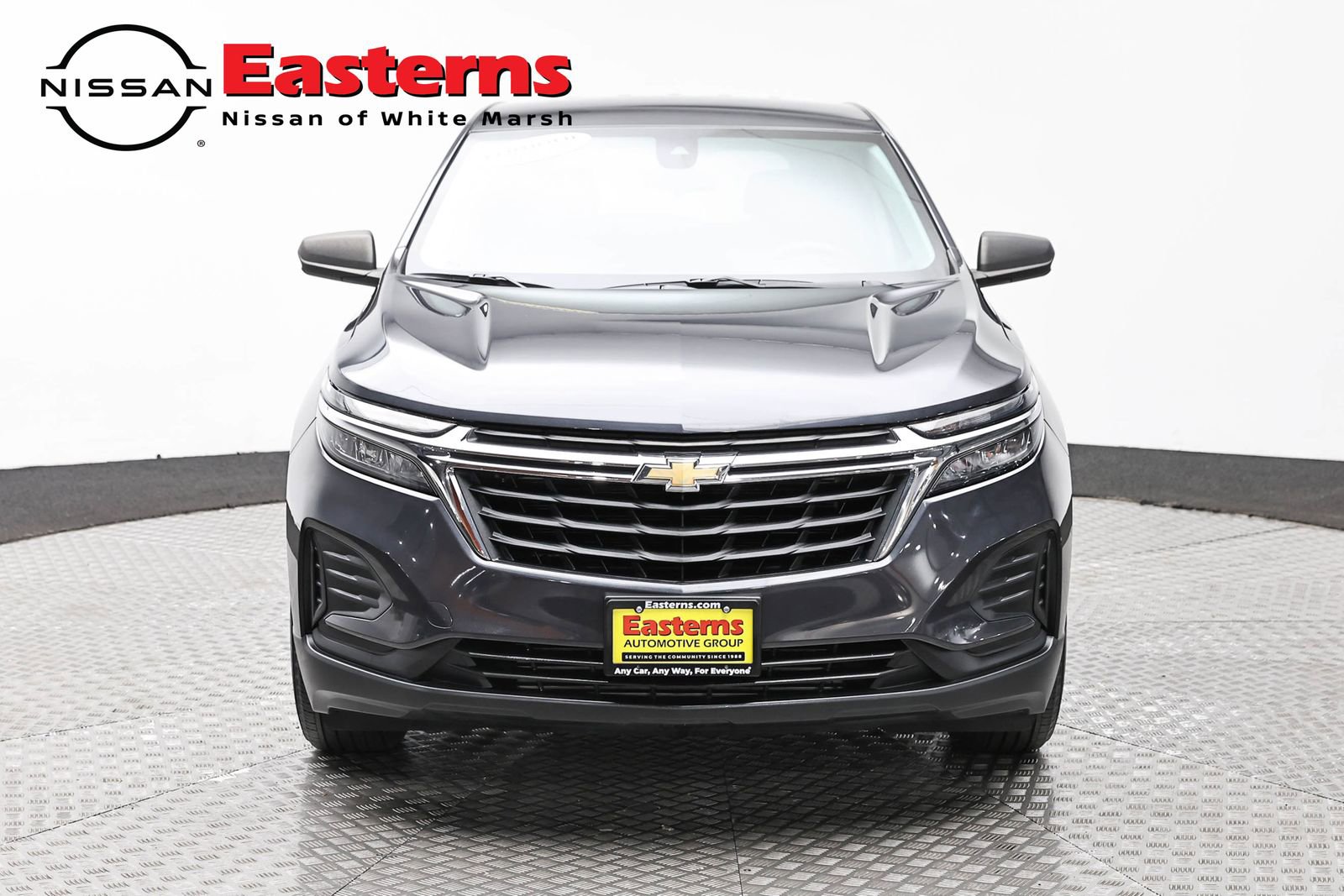 Used 2022 Chevrolet Equinox LS w/ LS Convenience Package image 2