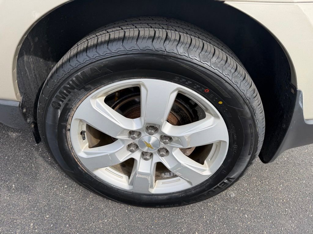 Used 2016 Chevrolet Traverse LT w/ Style and Technology Package image 22