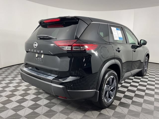 Used 2025 Nissan Rogue SV FWD image 11