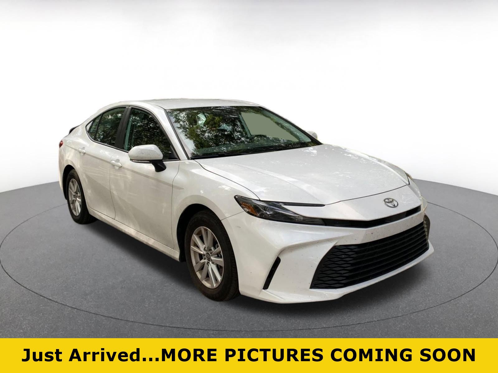 Used 2025 Toyota Camry LE