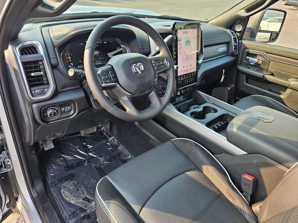 New 2026 RAM 2500 Laramie AWD/4WD image 2