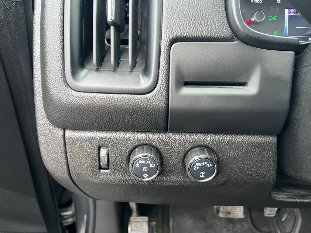 Used 2018 Chevrolet Colorado LT w/ LT Convenience Package image 38