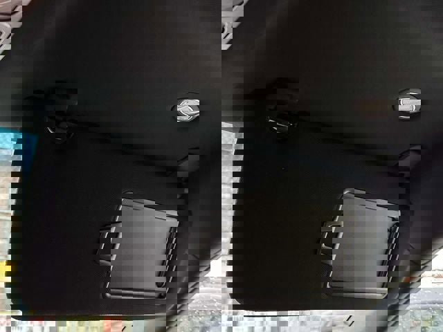 Used 2023 Genesis GV70 2.5T w/ Sport Prestige Package image 32