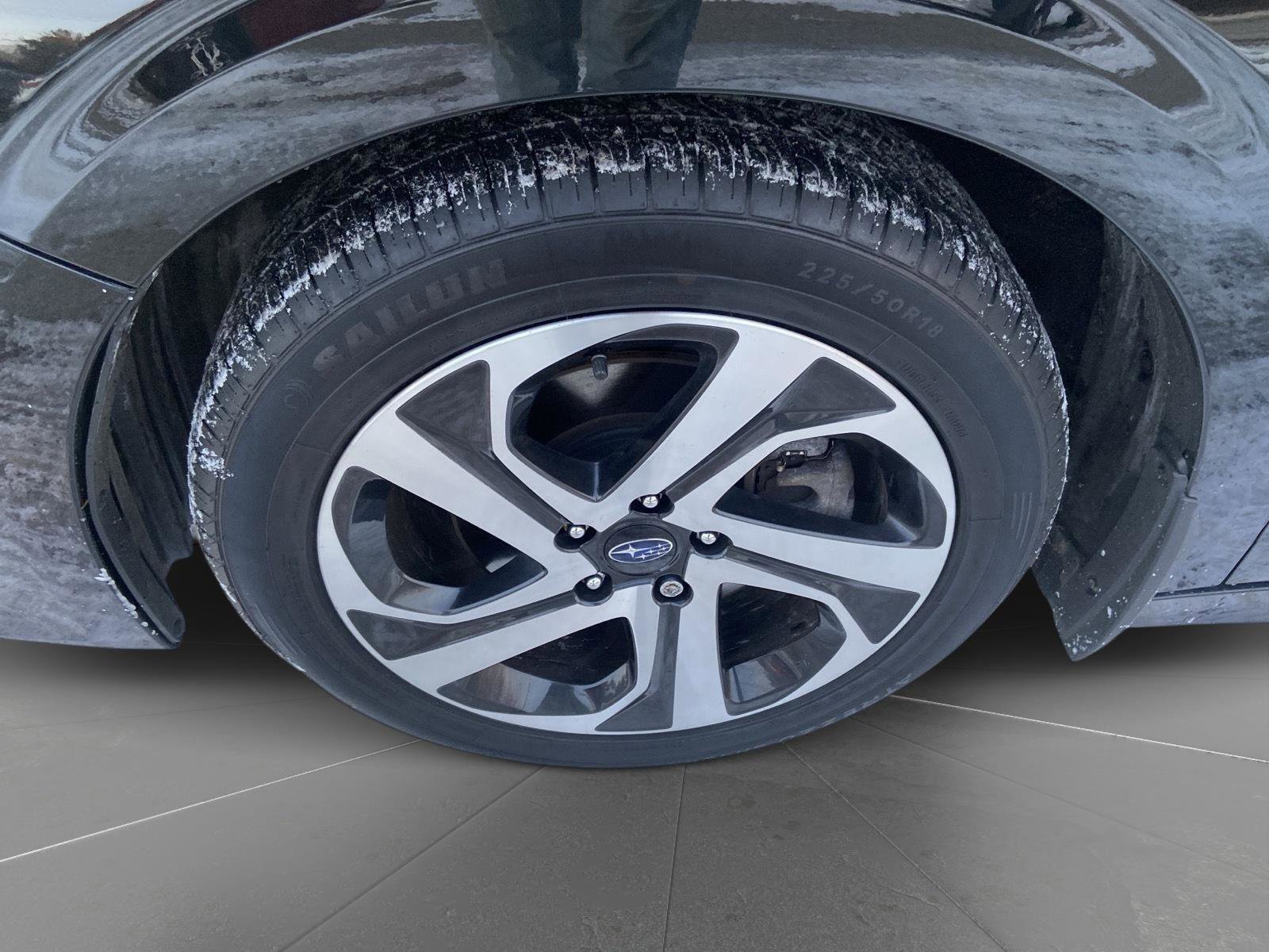 Used 2022 Subaru Legacy Limited AWD/4WD image 9