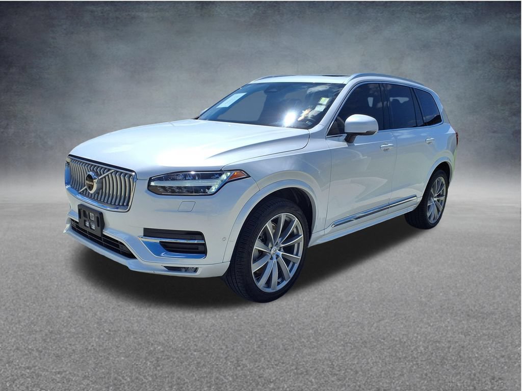 Used 2023 Volvo XC90 B6 Plus AWD/4WD image 3