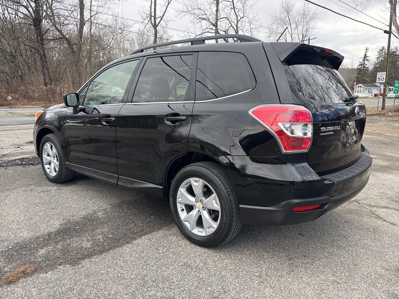 Used 2015 Subaru Forester 2.5i Limited AWD/4WD image 13