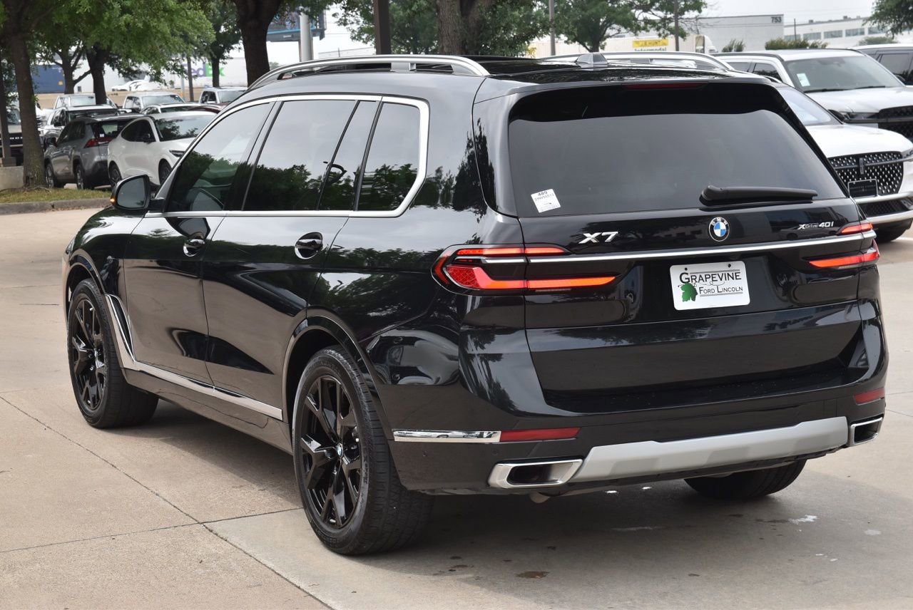 Used 2025 BMW X7 xDrive40i w/ Premium Package AWD/4WD image 10