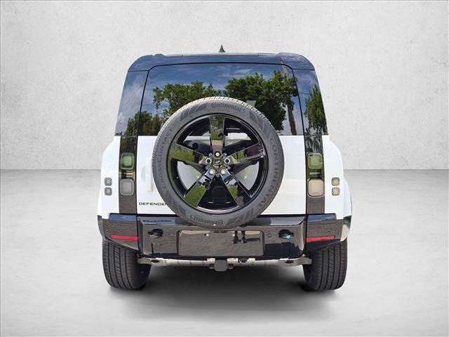New 2026 Land Rover Defender 110 X-Dynamic SE AWD/4WD image 7