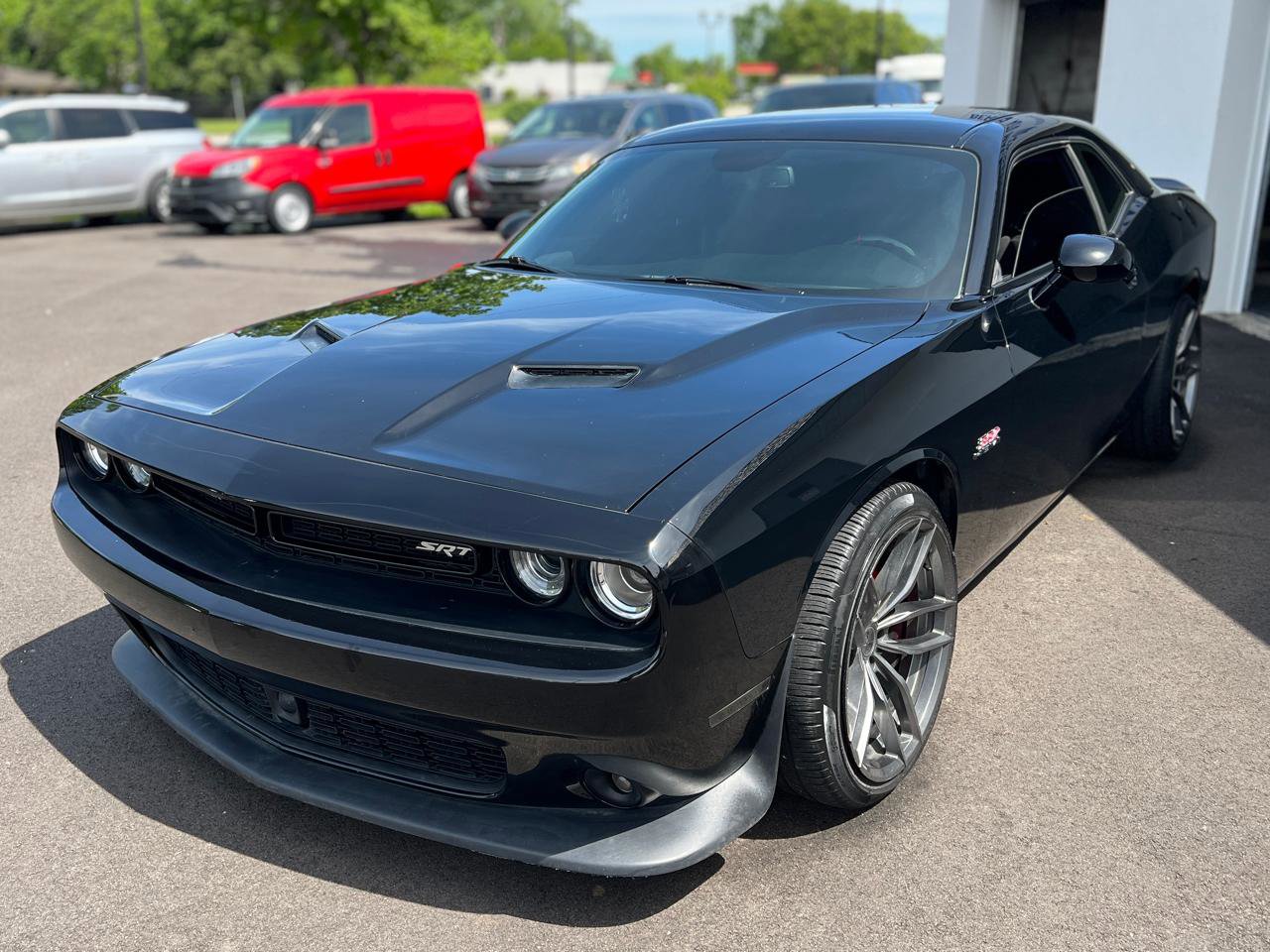 Used 2020 Dodge Challenger R/T w/ Blacktop Package RWD image 2