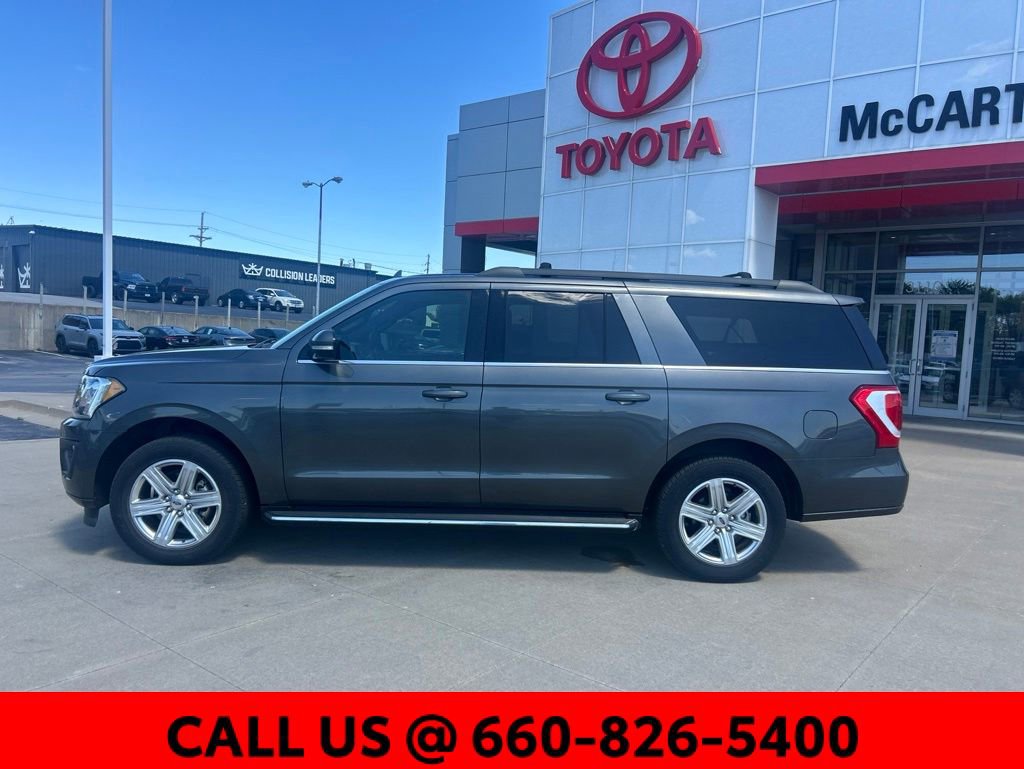 Used 2018 Ford Expedition Max XLT w/ Equipment Group 202A AWD/4WD image 12