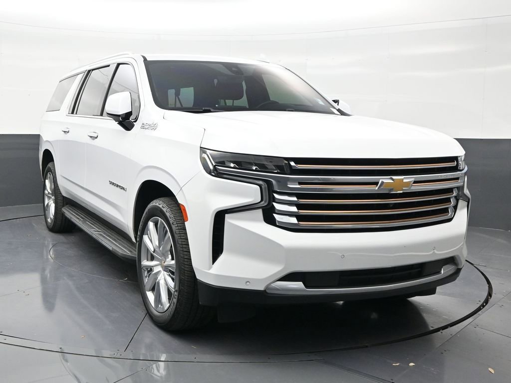 Used 2022 Chevrolet Suburban High Country RWD image 7