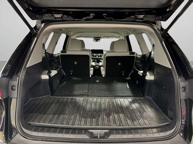 Used 2024 Toyota Grand Highlander AWD image 31