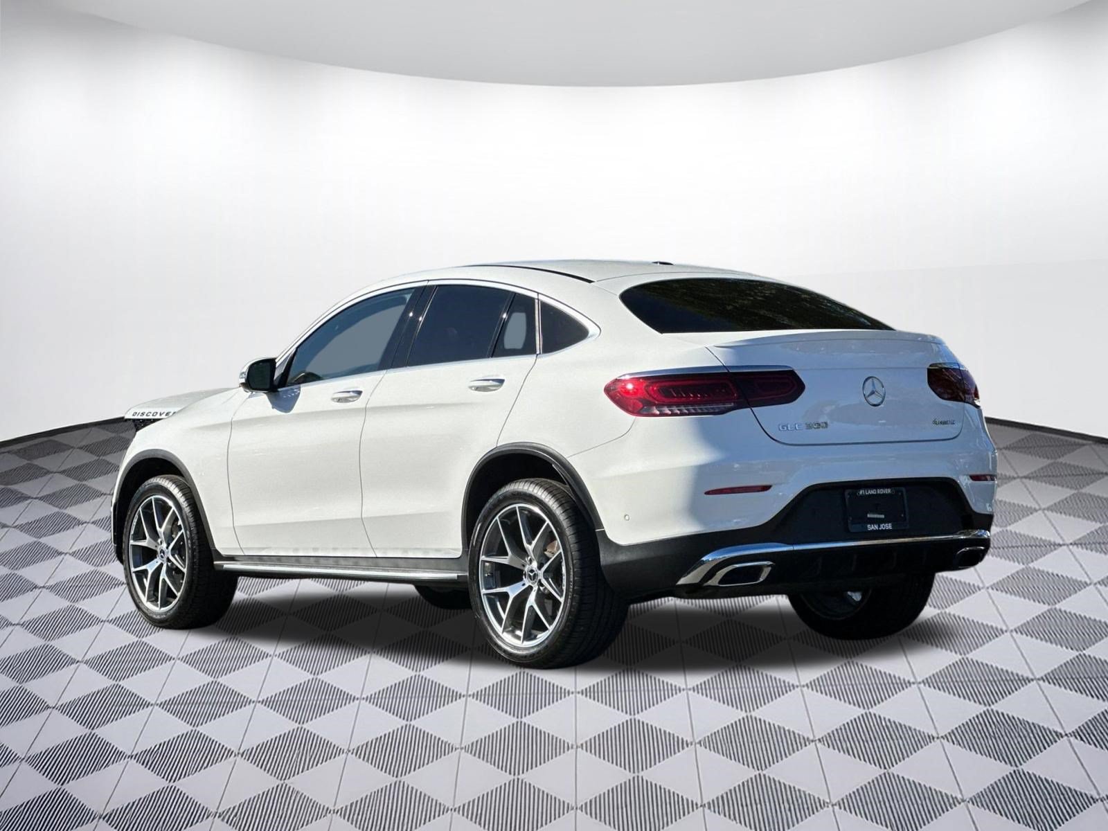 Used 2020 Mercedes-Benz GLC 300 4MATIC Coupe image 3