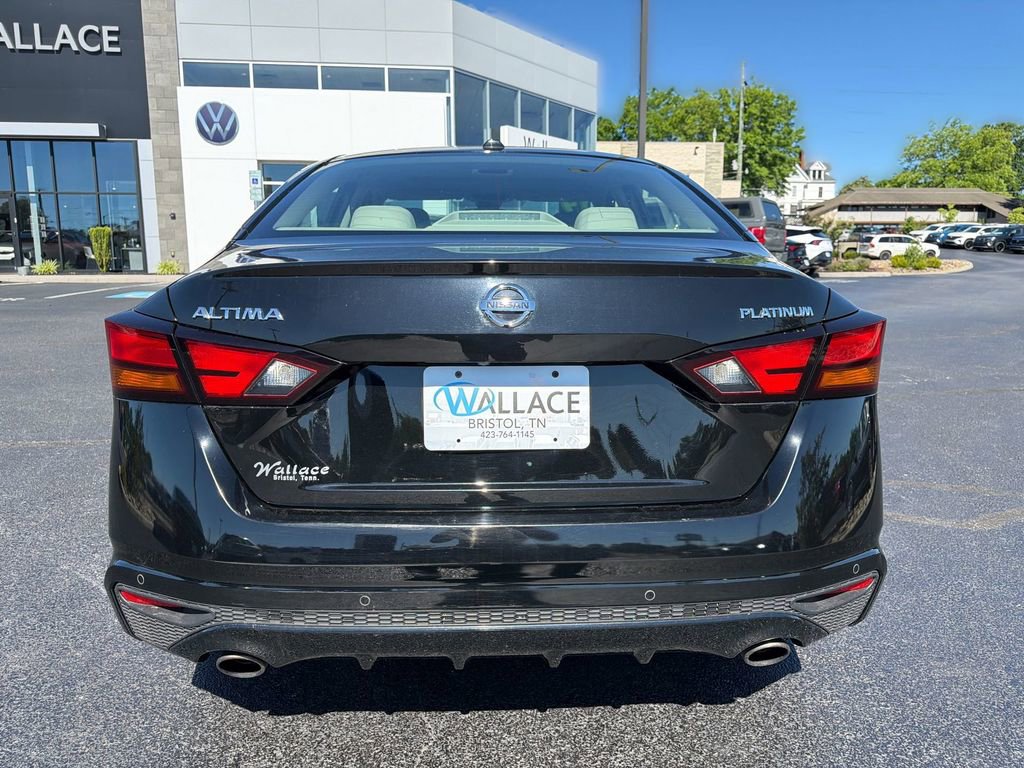 Used 2019 Nissan Altima 2.5 Platinum FWD image 5