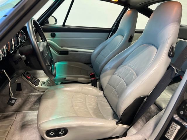 Used 1996 Porsche 911 Carrera 4S image 20