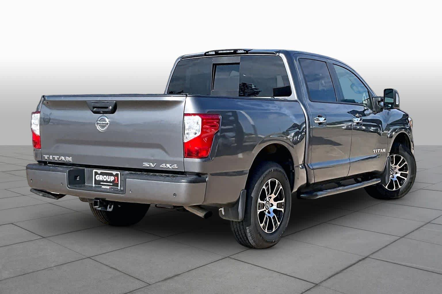Used 2021 Nissan Titan SV w/ SV Convenience Package AWD/4WD image 12